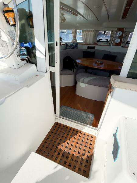 NO KA OI 38ft Lagoon Yacht For Sale