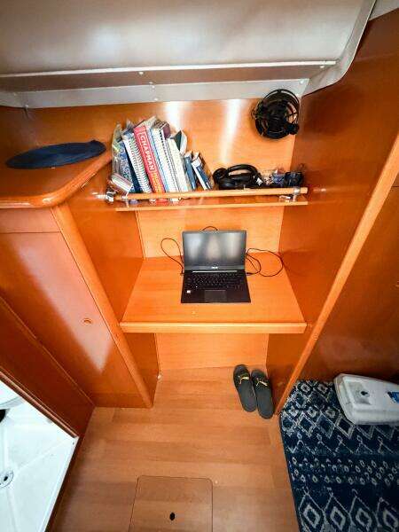 NO KA OI 38ft Lagoon Yacht For Sale