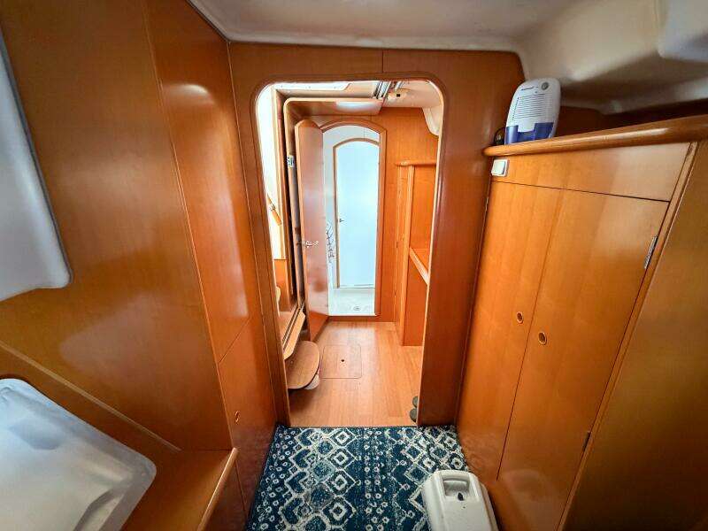 NO KA OI 38ft Lagoon Yacht For Sale