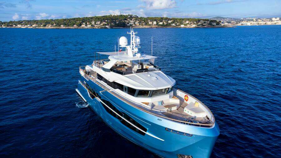 RAY 107ft Numarine Yacht For Sale