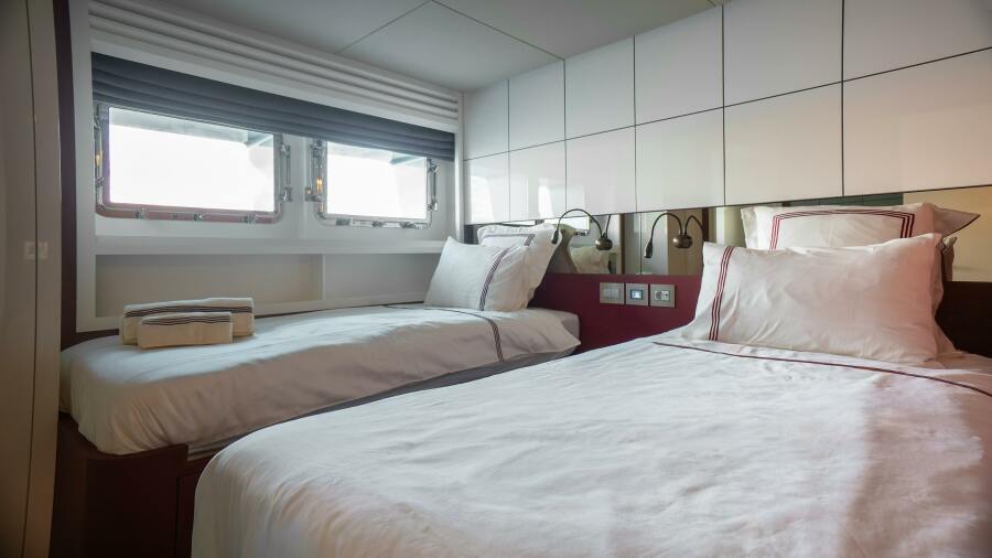 107' 2025 Numarine Numarine 32XP