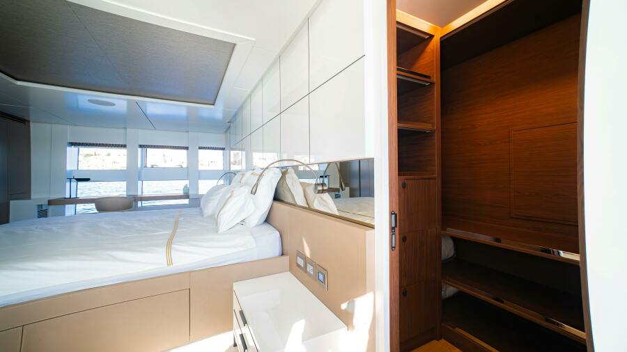 107' 2025 Numarine Numarine 32XP