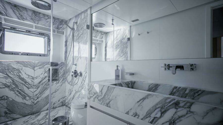 RAY 107ft Numarine Yacht For Sale