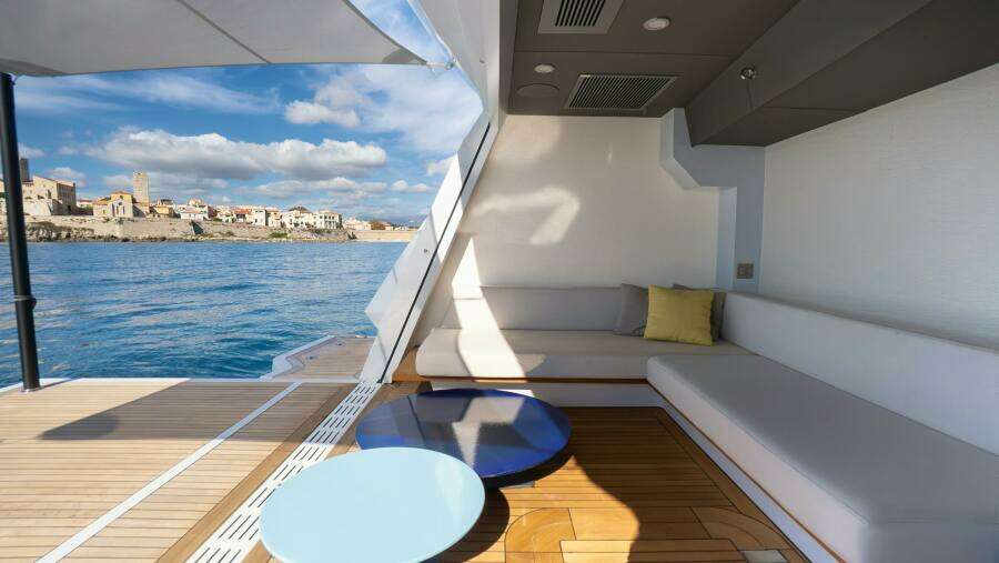 RAY 107ft Numarine Yacht For Sale