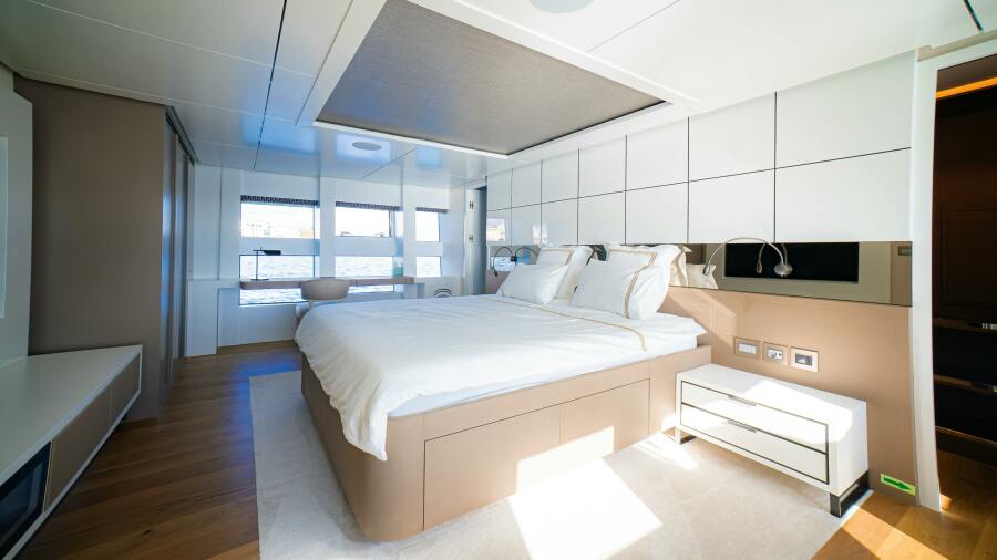 107' 2025 Numarine Numarine 32XP