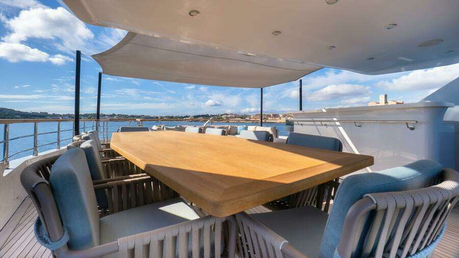 RAY 107ft Numarine Yacht For Sale