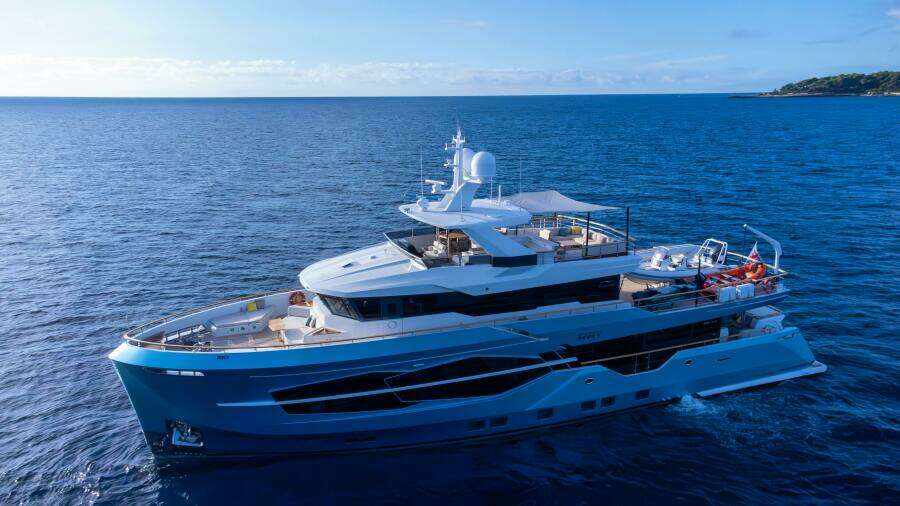 RAY 107ft Numarine Yacht For Sale