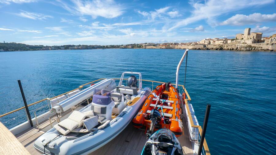 107' 2025 Numarine Numarine 32XP