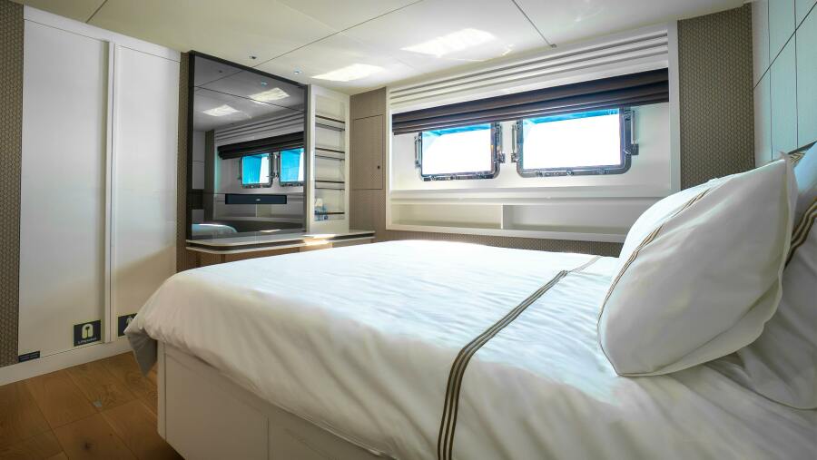 107' 2025 Numarine Numarine 32XP