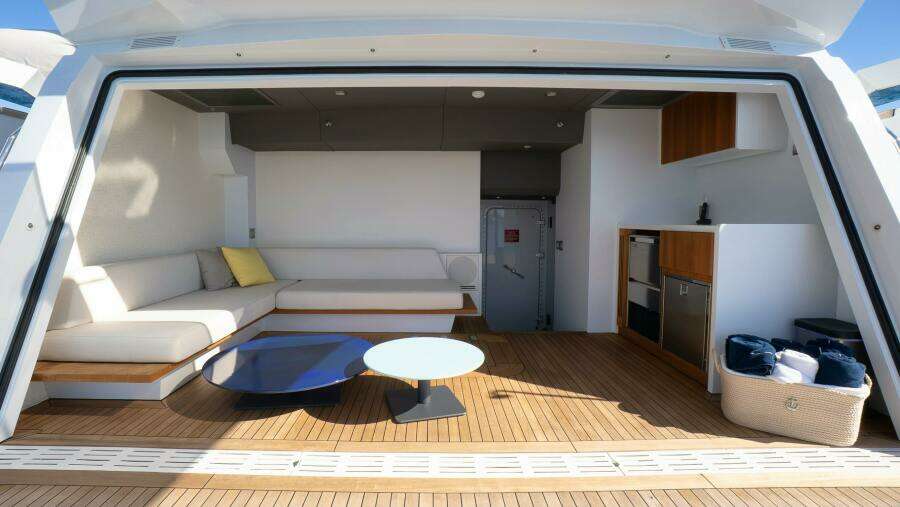 RAY 107ft Numarine Yacht For Sale