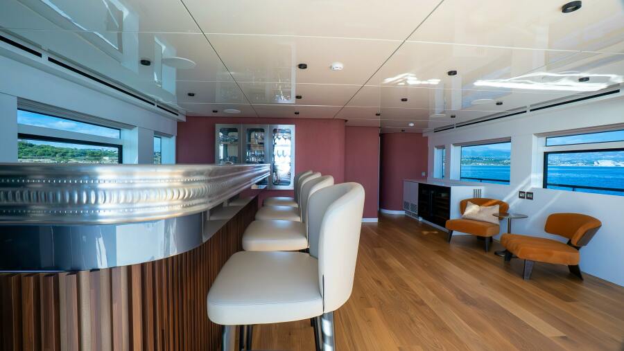 107' 2025 Numarine Numarine 32XP