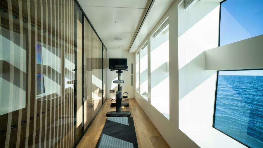 RAY 107ft Numarine Yacht For Sale