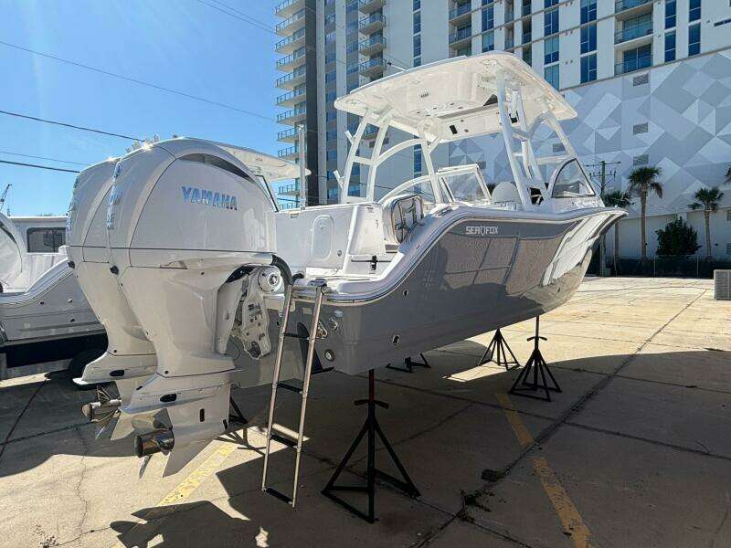 28ft Sea Fox Yacht For Sale