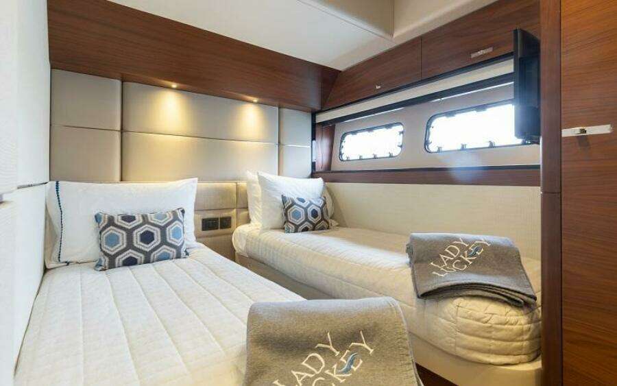 LADY LUCKEY 75ft Princess Yacht For Sale