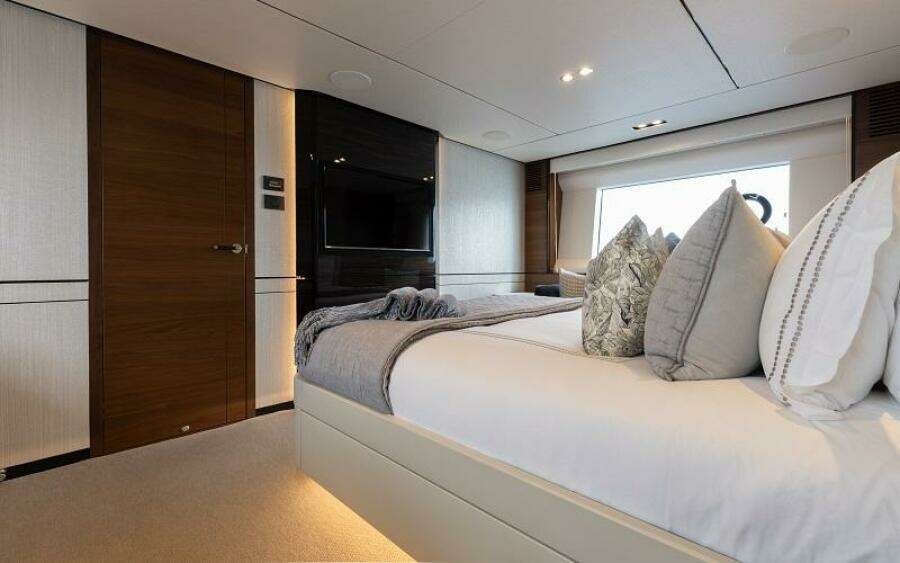 LADY LUCKEY 75ft Princess Yacht For Sale