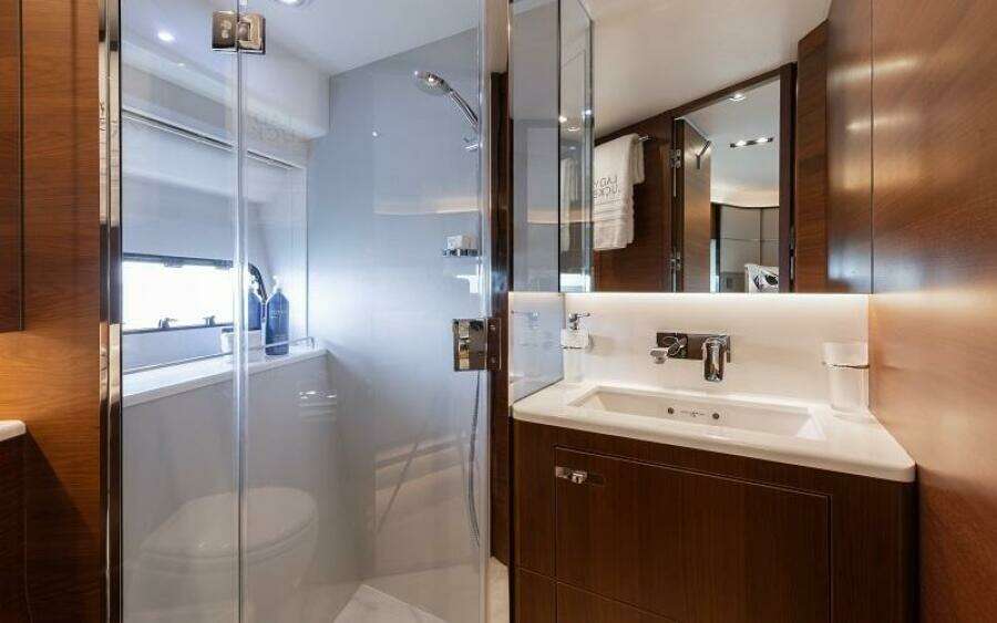 LADY LUCKEY 75ft Princess Yacht For Sale