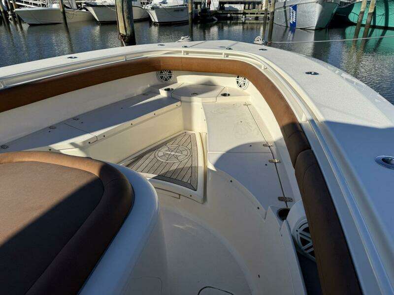 Electric Arc 35ft Scout Yacht For Sale