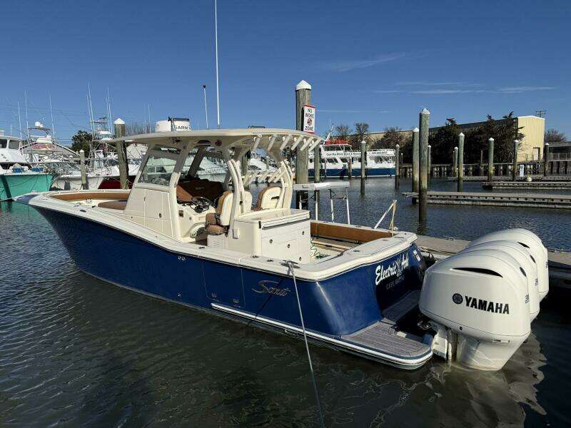 Electric Arc 35ft Scout Yacht For Sale