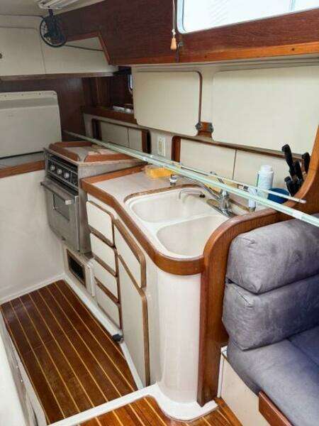 38ft Irwin Yacht For Sale