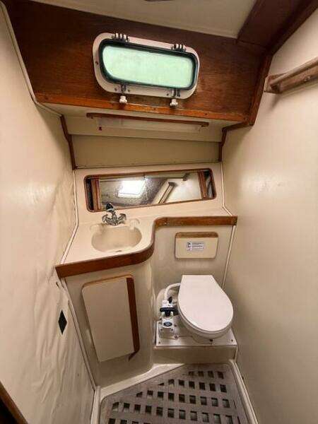 38ft Irwin Yacht For Sale