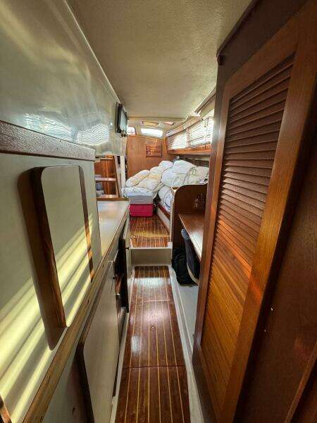 38ft Irwin Yacht For Sale