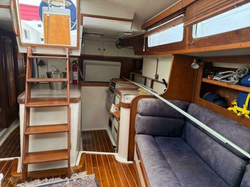 38ft Irwin Yacht For Sale