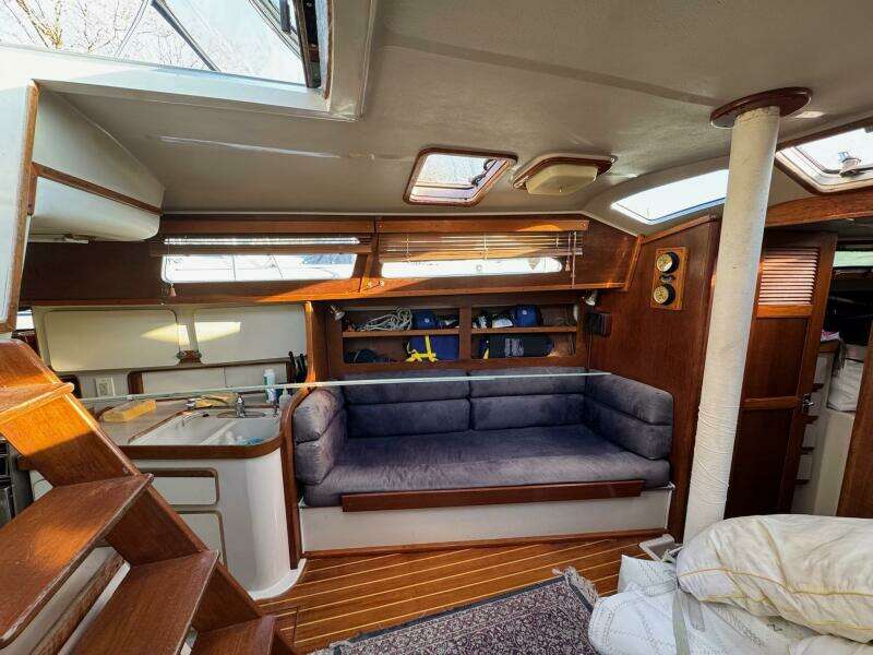 38ft Irwin Yacht For Sale