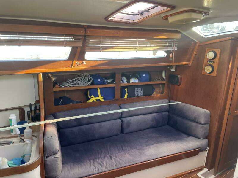 38ft Irwin Yacht For Sale