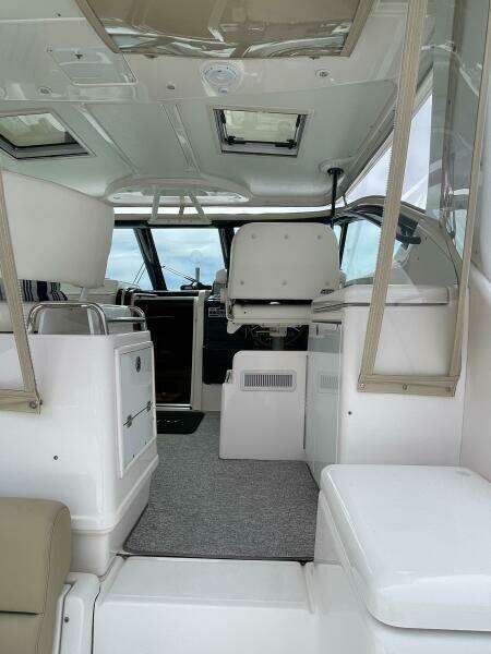 42ft Tiara Yachts Yacht For Sale