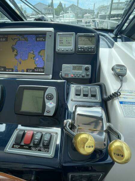 42ft Tiara Yachts Yacht For Sale