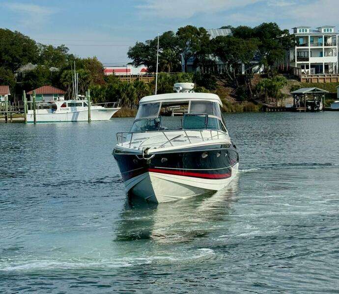 2016 Formula 370 Super Sport- HOODY- Profile