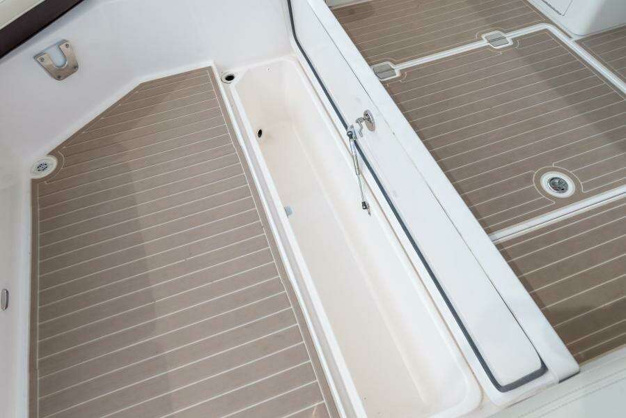 36ft Regal Yacht For Sale