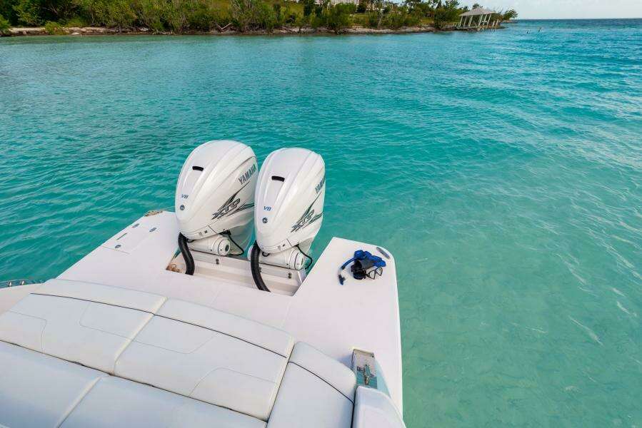 36ft Regal Yacht For Sale