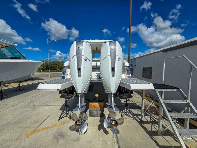 36ft Regal Yacht For Sale