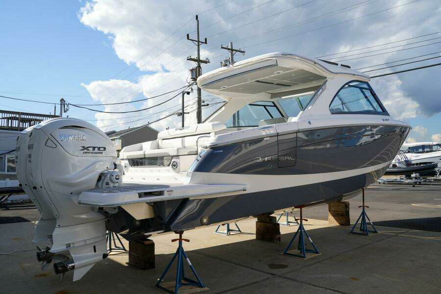 36ft Regal Yacht For Sale