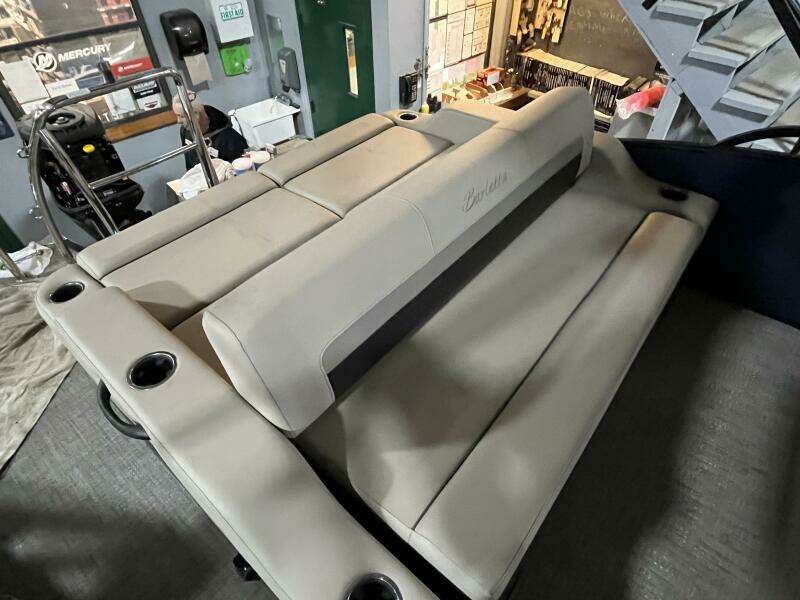 22ft Barletta Yacht For Sale