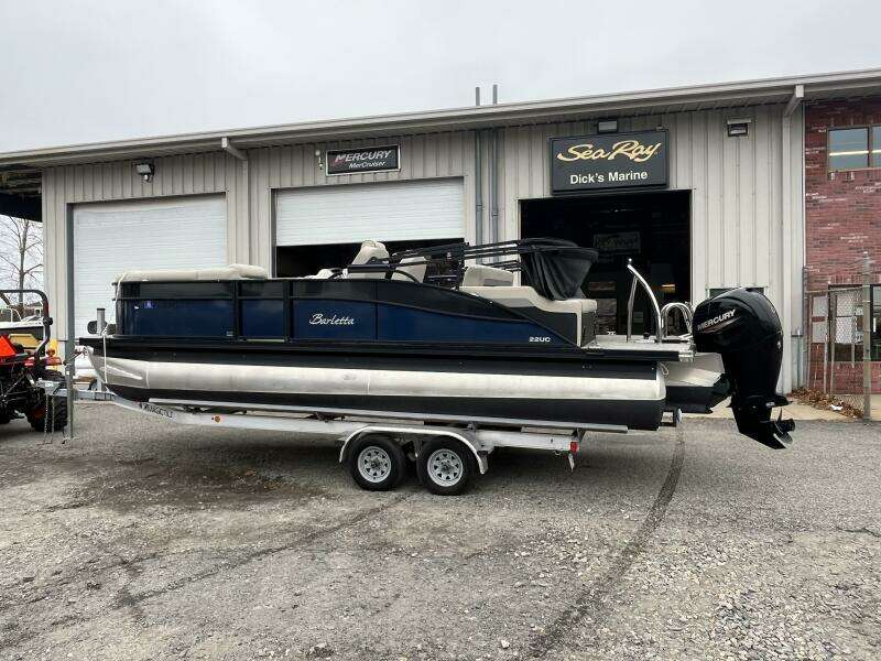 22ft Barletta Yacht For Sale