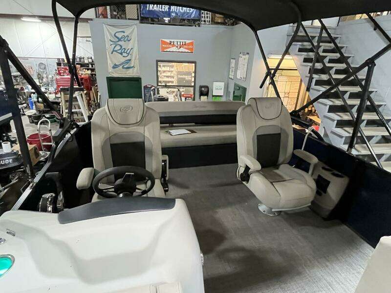 22ft Barletta Yacht For Sale