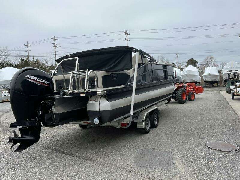 22ft Barletta Yacht For Sale