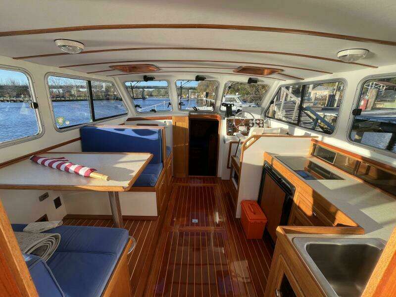 Harmony 40ft Matthews Yacht For Sale
