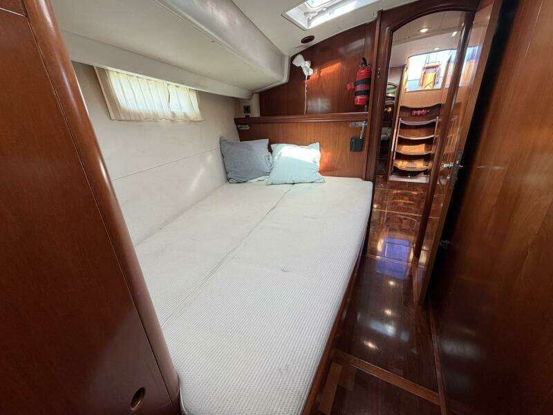 Nae Hassle 57ft Beneteau Yacht For Sale