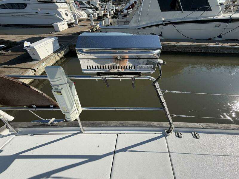 Nae Hassle 57ft Beneteau Yacht For Sale