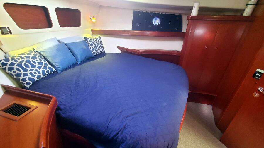 Master Stateroom Starboard