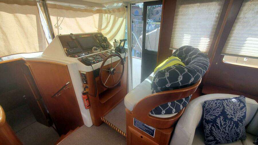 Lower Helm Starboard Forward