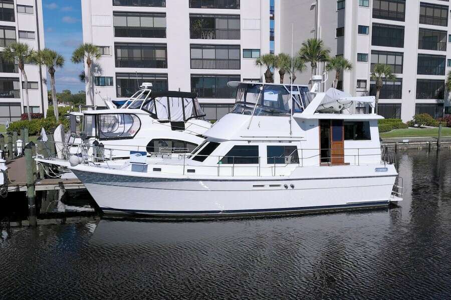 Moonlighter 44ft Gulfstar Yacht For Sale