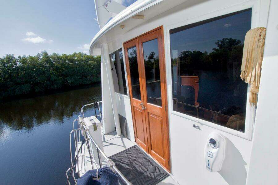 Moonlighter 44ft Gulfstar Yacht For Sale