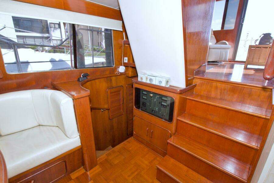 Moonlighter 44ft Gulfstar Yacht For Sale