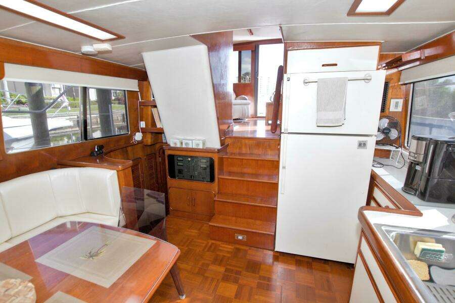 Moonlighter 44ft Gulfstar Yacht For Sale