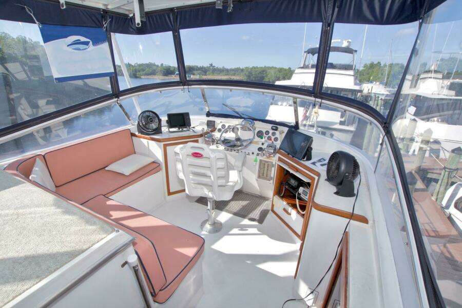 Moonlighter 44ft Gulfstar Yacht For Sale