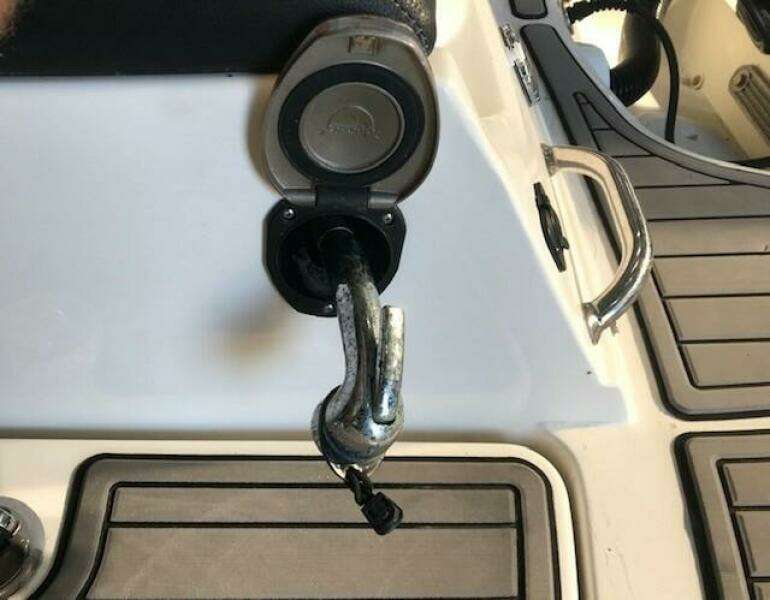 19ft Sea Ray Yacht For Sale